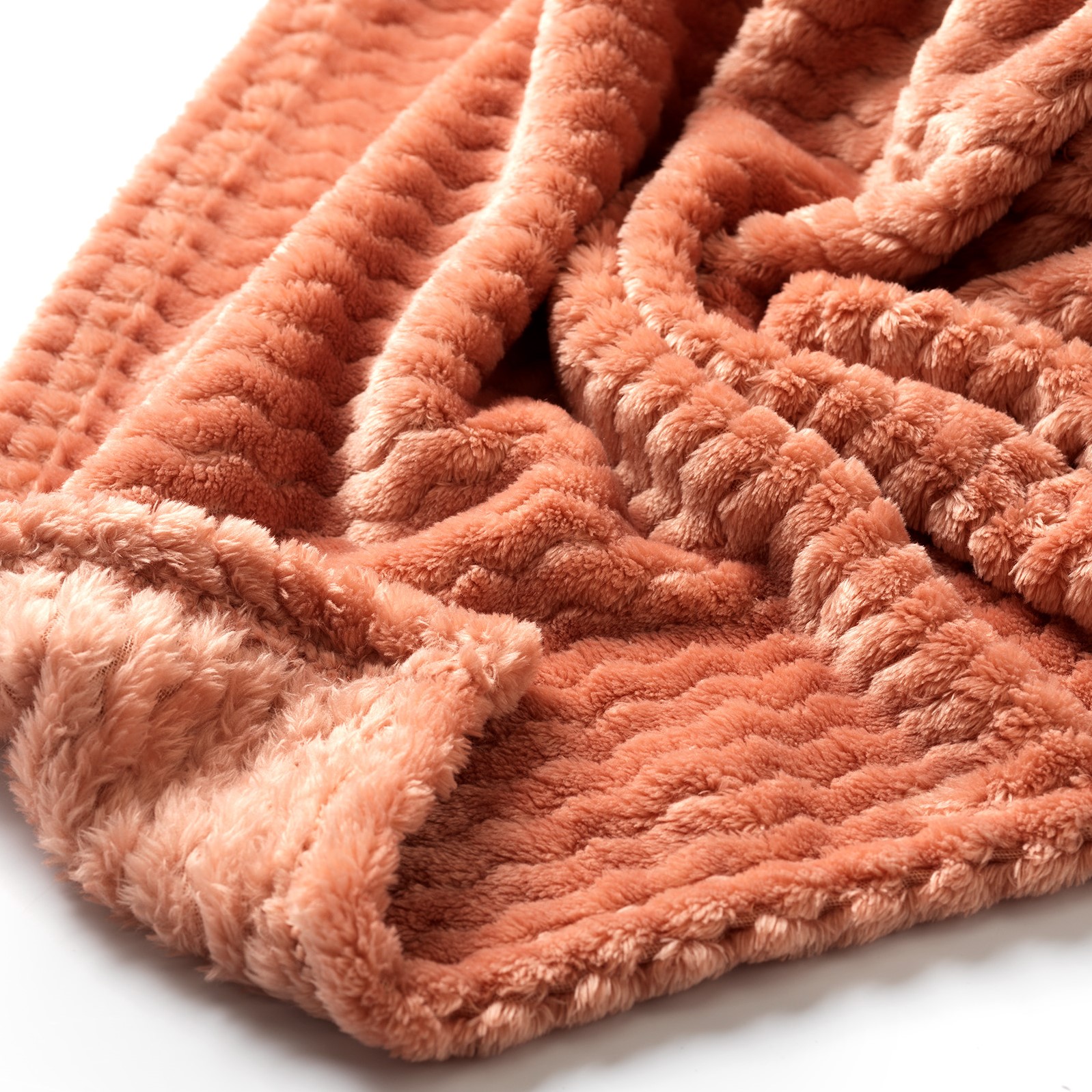 MARA - Plaid 150x200 cm - superzachte deken met zigzagpatroon - Muted Clay - roze