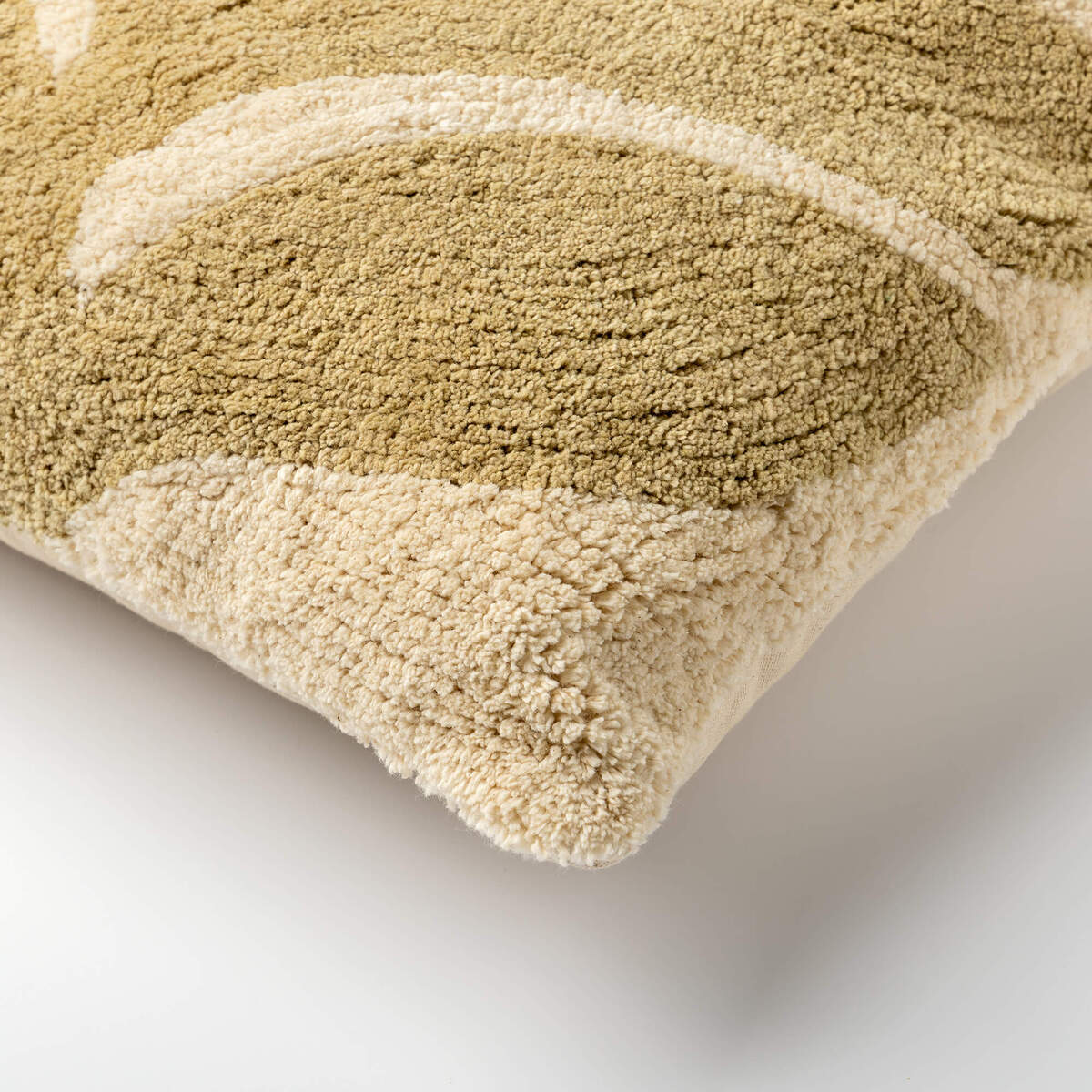 JUNA - sierkussen 45x45 cm - Sponge - groen