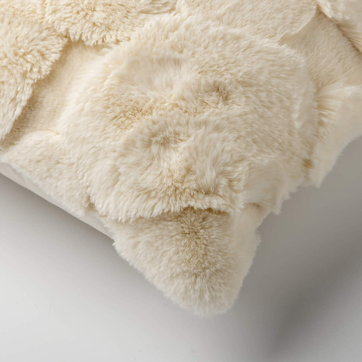 POM - sierkussen 45x45 cm - organisch - Cannoli Cream - wit
