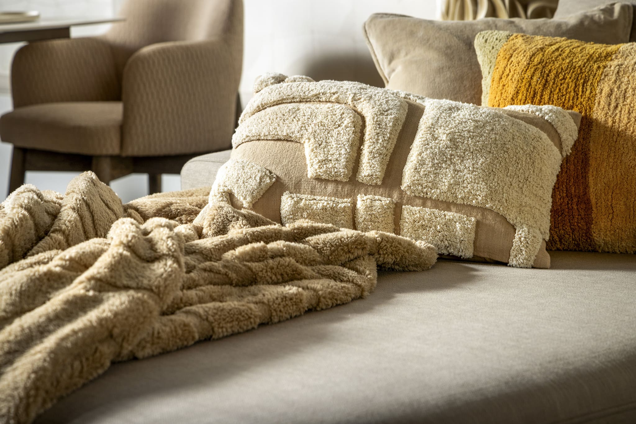 LESLIE - plaid 150x200 cm - 100% gerecycled polyester - Irish Cream - beige