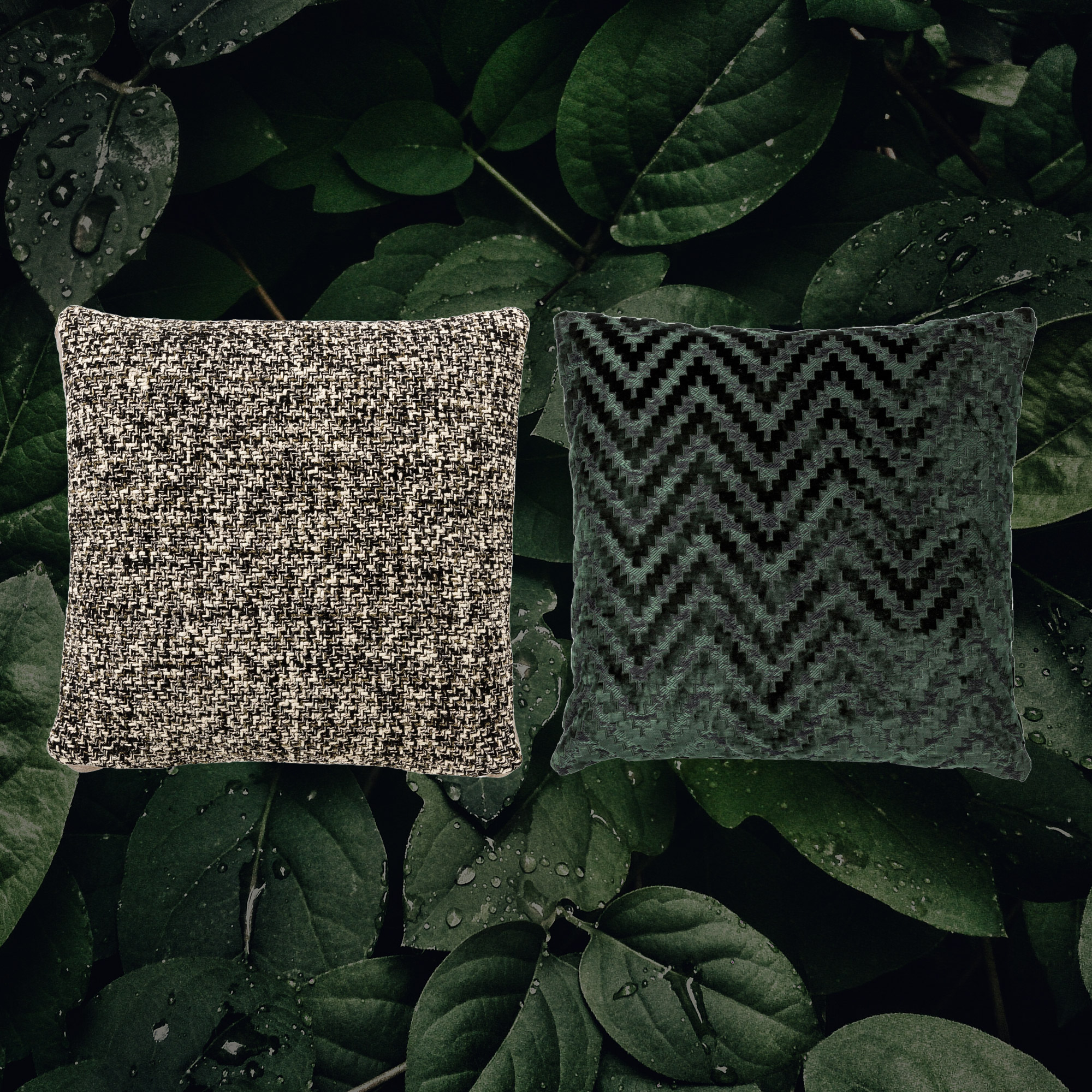 TREND SET ICONIC GREEN |  Sierkussens |  Set van 2 |  45x45 cm | Mountain View | Groen | Hoii | met GRS verenvulling