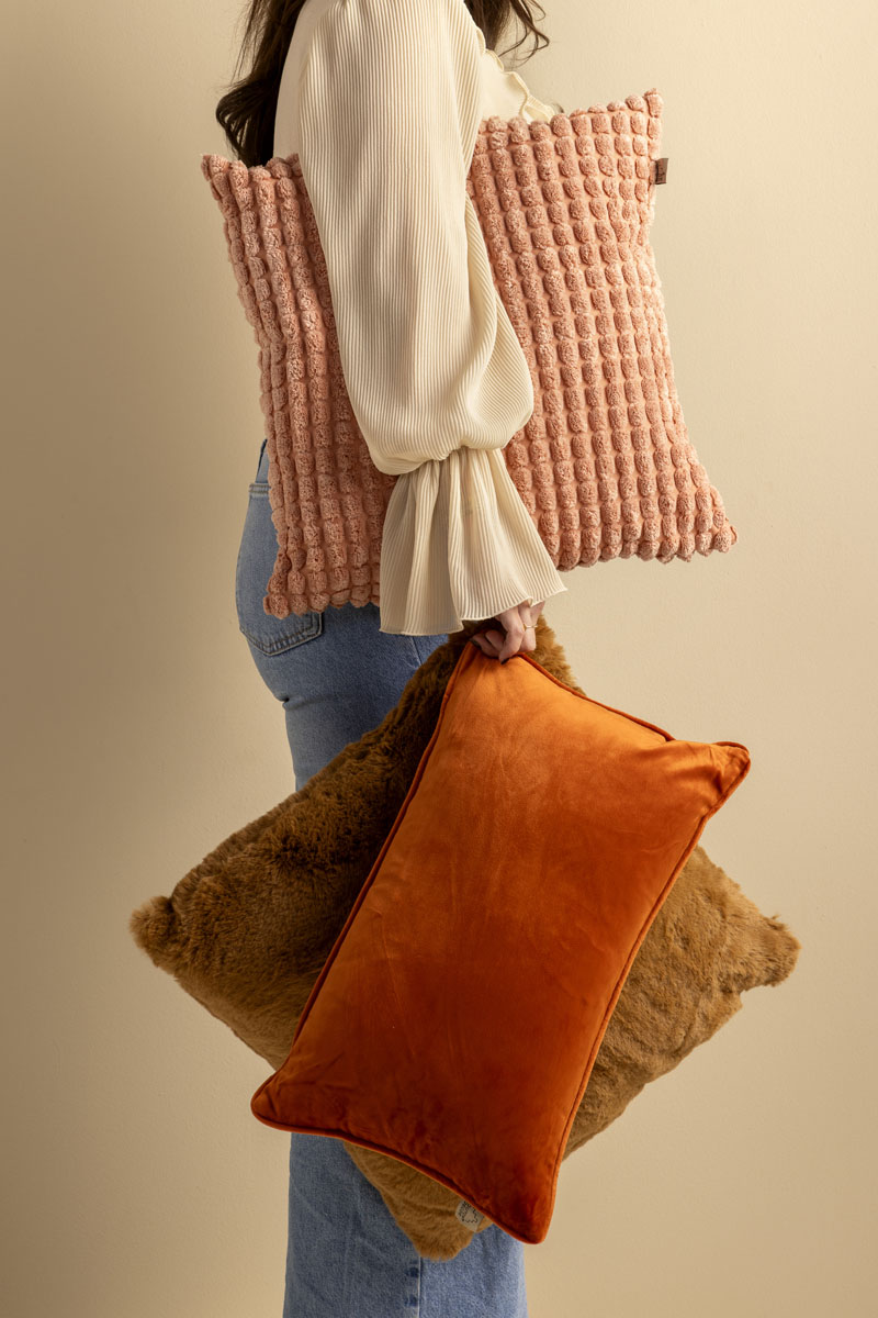FINN - Kussenhoes 30x50 cm - velvet - lendekussen - Potters Clay - oranje