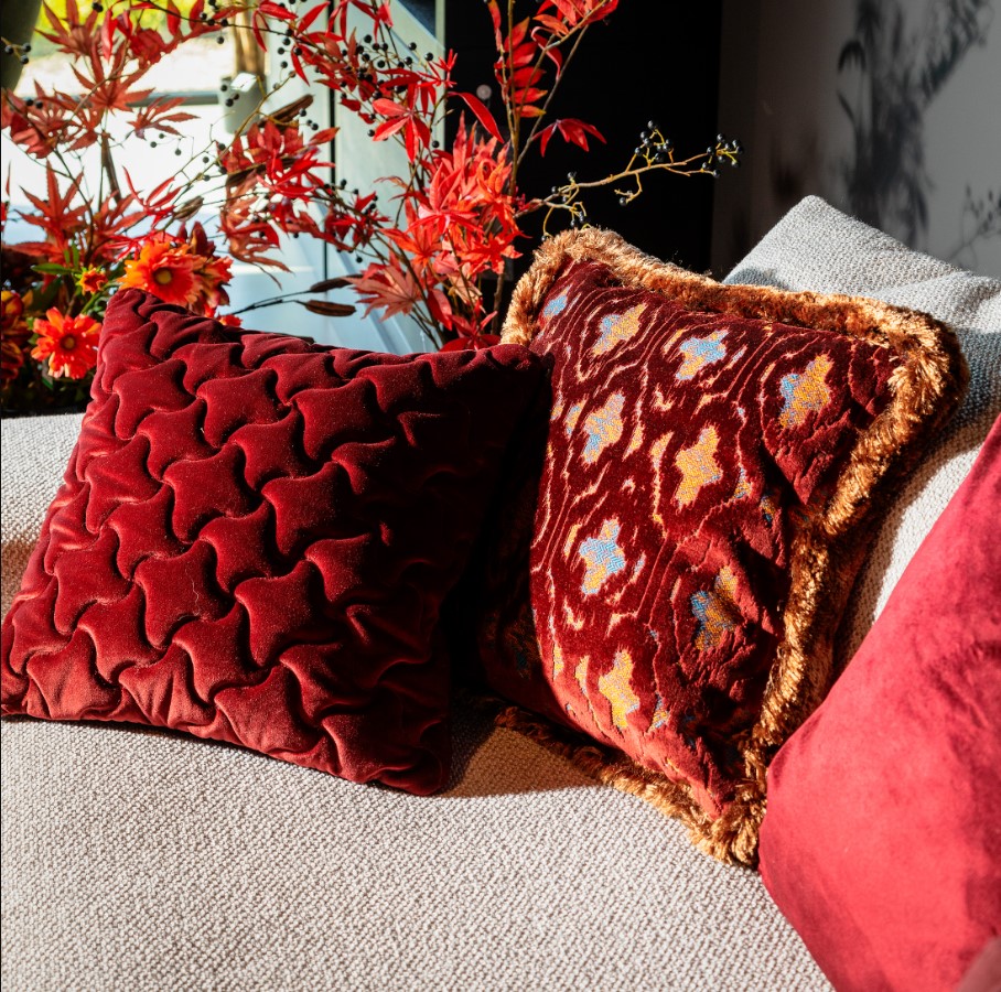 AMELIE | Sierkussen 45x45 cm | Merlot | Rood | Hoii | met duurzame kussenvulling AMELIE | Sierkussen 45x45 cm | Merlot | Rood | Hoii | met duurzame kussenvulling