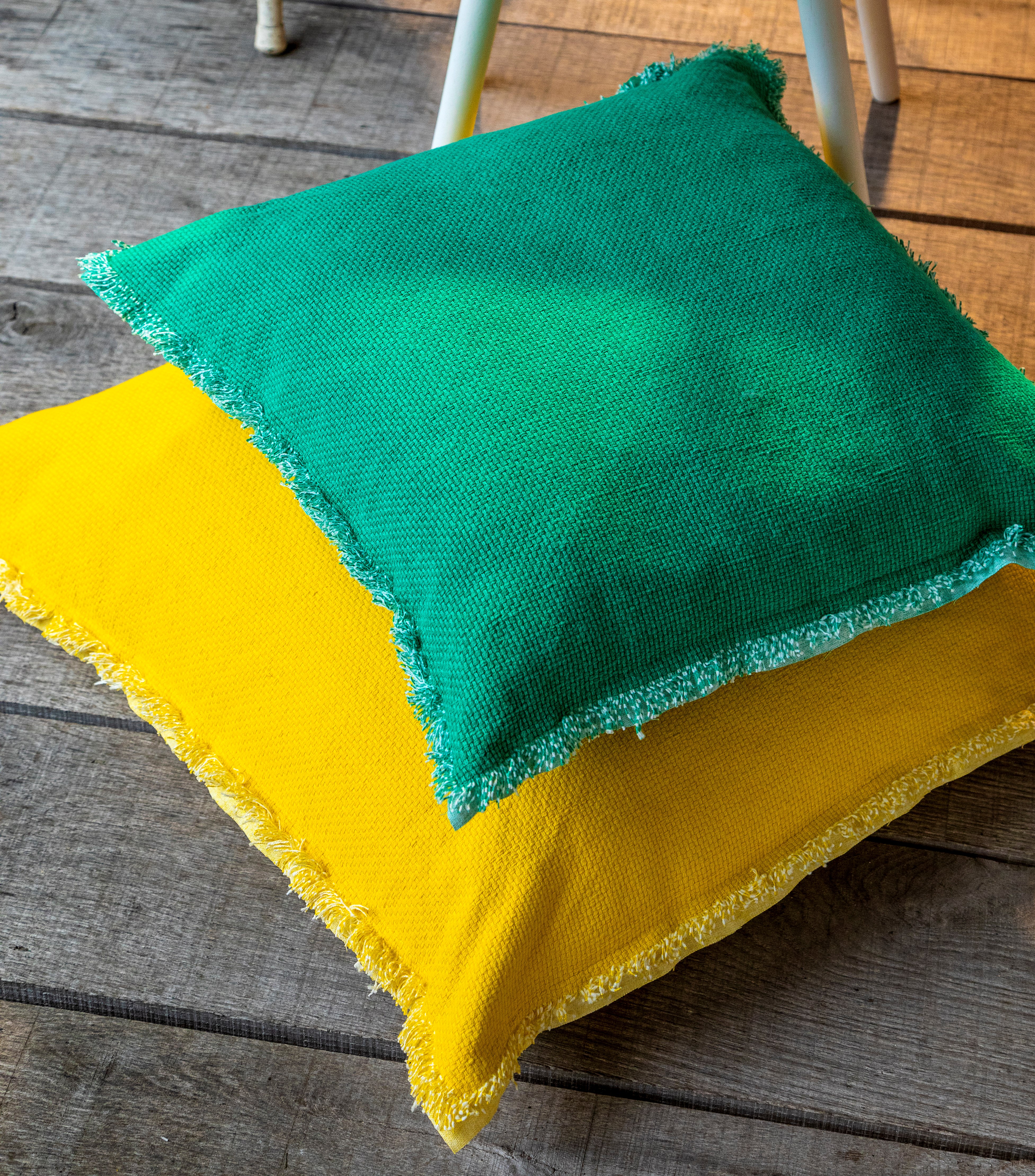 BURTO - Kussenhoes van gewassen katoen Lemon 45x45 cm - geel BURTO - Kussenhoes van gewassen katoen Lemon 45x45 cm - geel