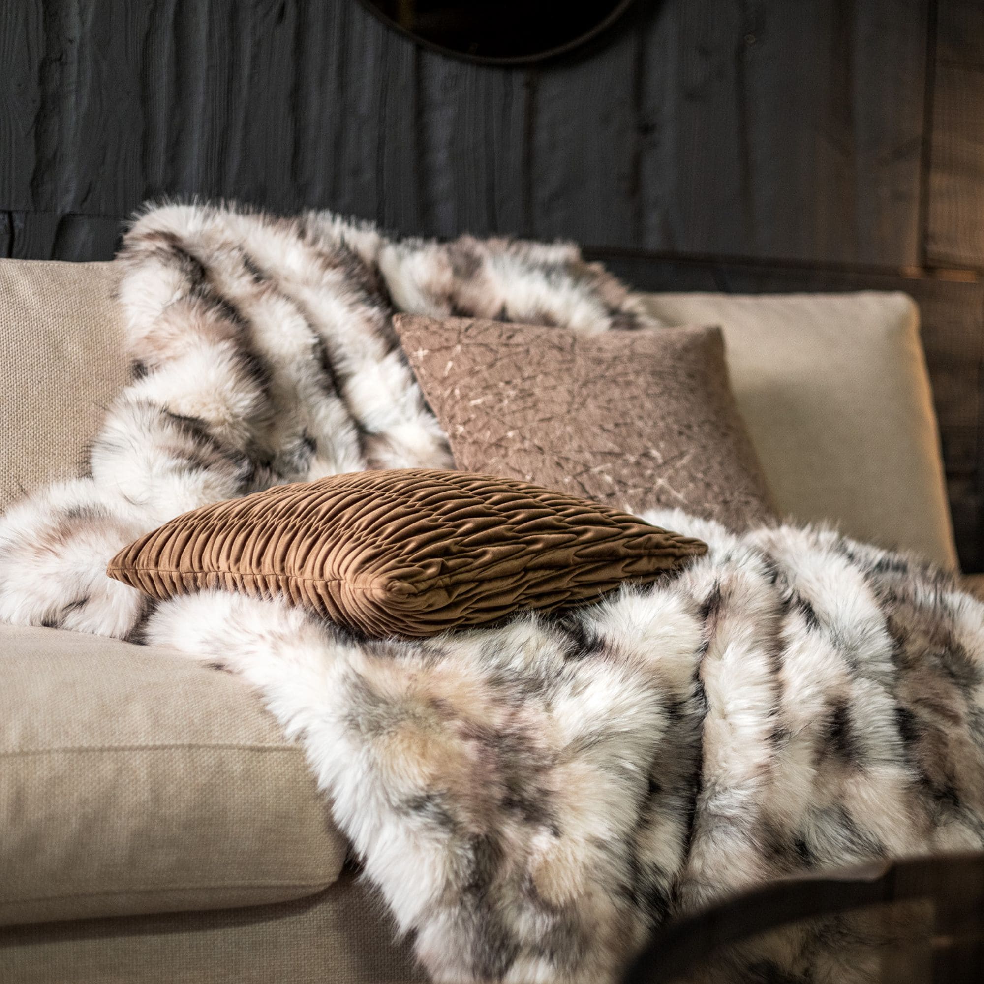 ODETTE | sierkussen | 45x45 cm | Sepia Tint | bruin | Hoii | met luxe binnenkussen