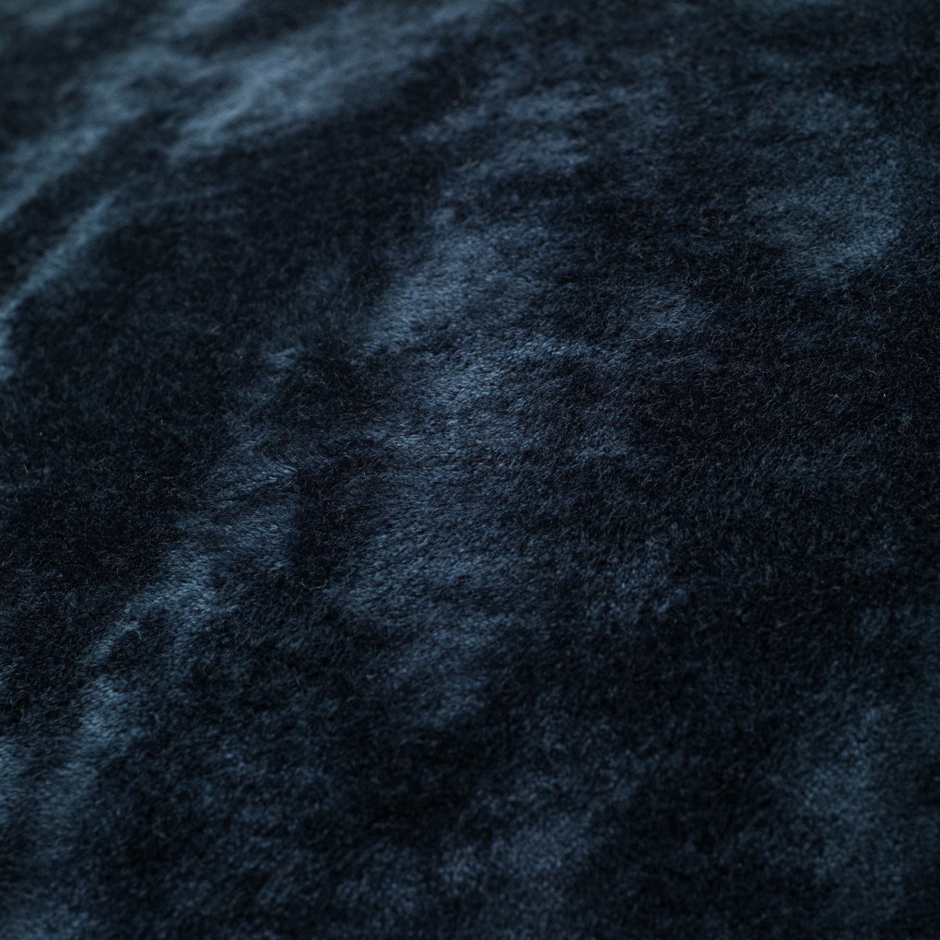 CHLOE | Sierkussen |  30x50 cm Insignia Blue | Blauw | Hoii | met GRS verenvulling