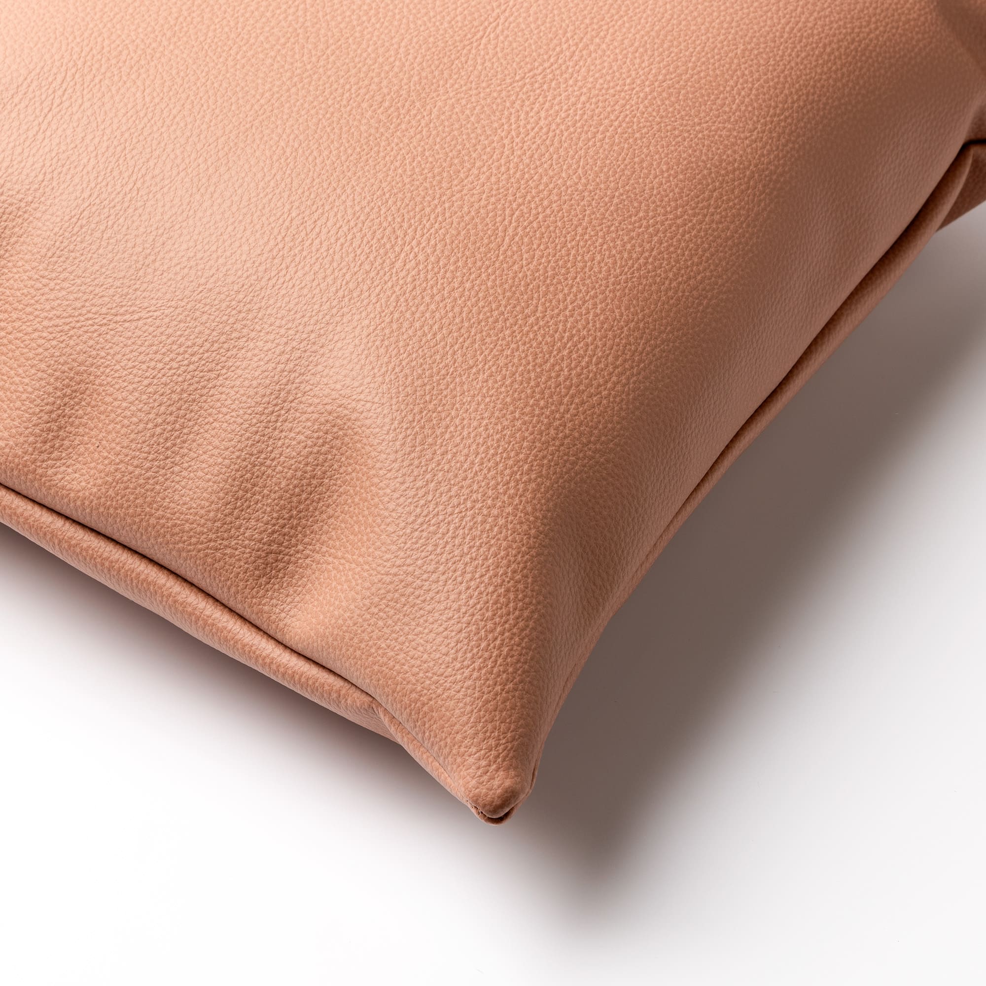 JARED - sierkussen 45x45 cm - stoere leerlook - effen kleur - Cork - roze