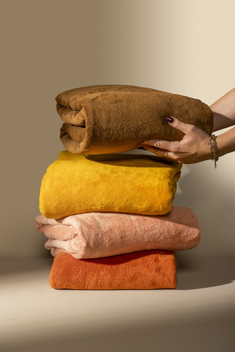 OWEN - Plaid 130x160 cm - coral fleece deken - heerlijk zacht - Tobacco Brown - bruin 