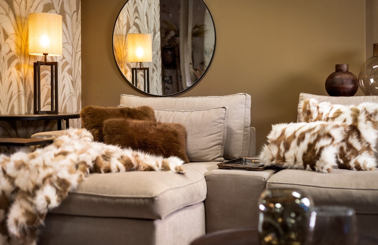 JULIA | Cushion 30x50 cm | Otter | Brown | Hoii | With luxury inner cushion