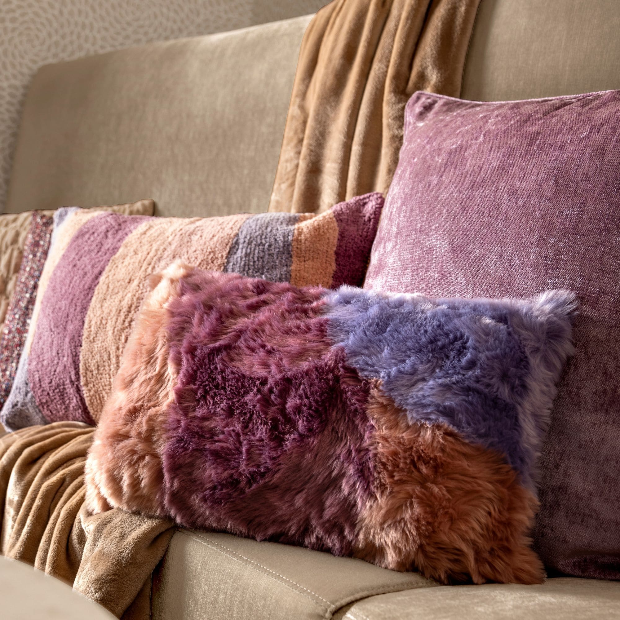 IMME - sierkussen 40x60 cm - organisch gestreept - Dusky Orchid - paars