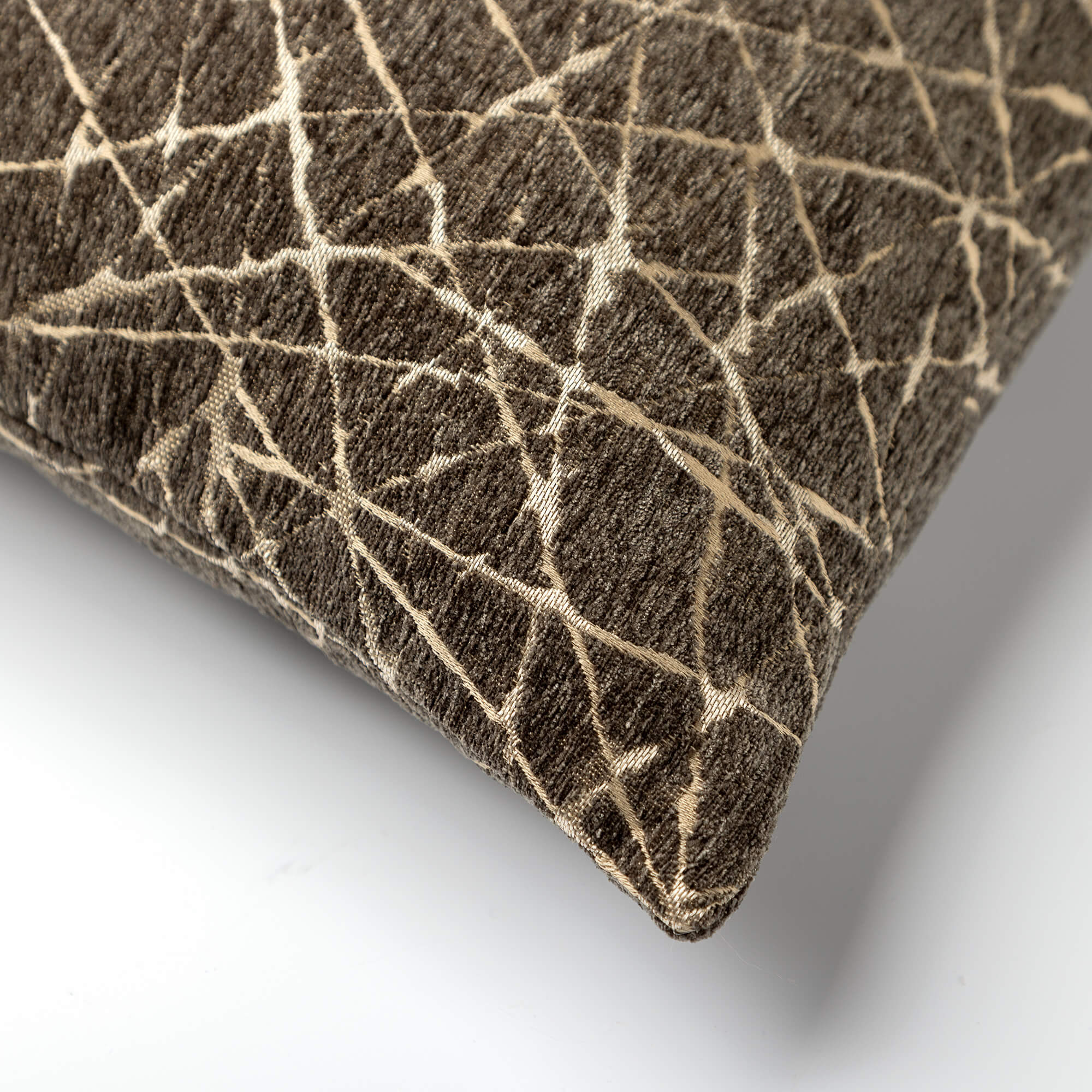 ODETTE | Sierkussen 45x45 cm | Dark Olive | Groen | Hoii | Met luxe binnenkussen