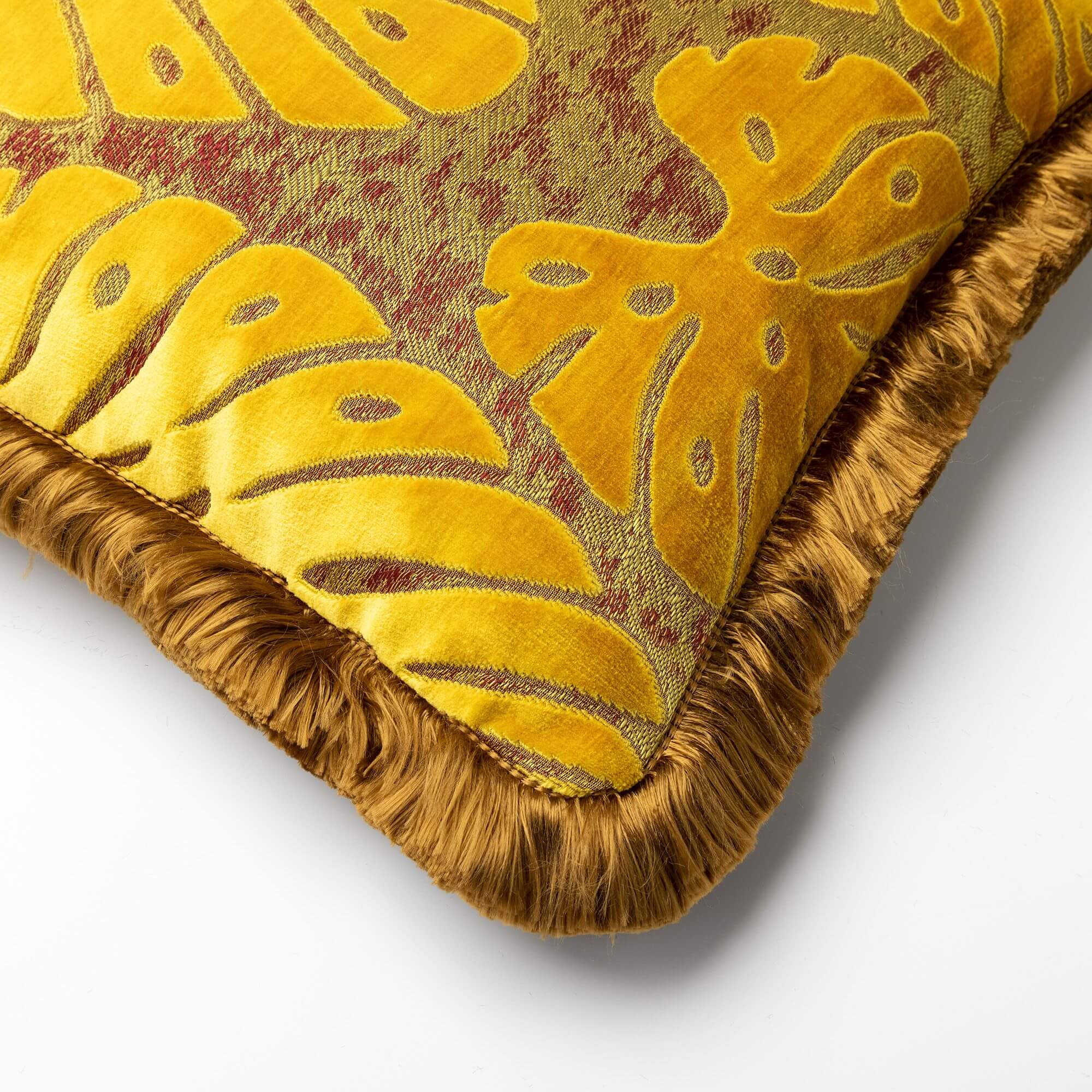 PHOENIX | Sierkussen 45x45 cm | Golden Glow | Geel | Bruin | Hoii | met duurzame kussenvulling