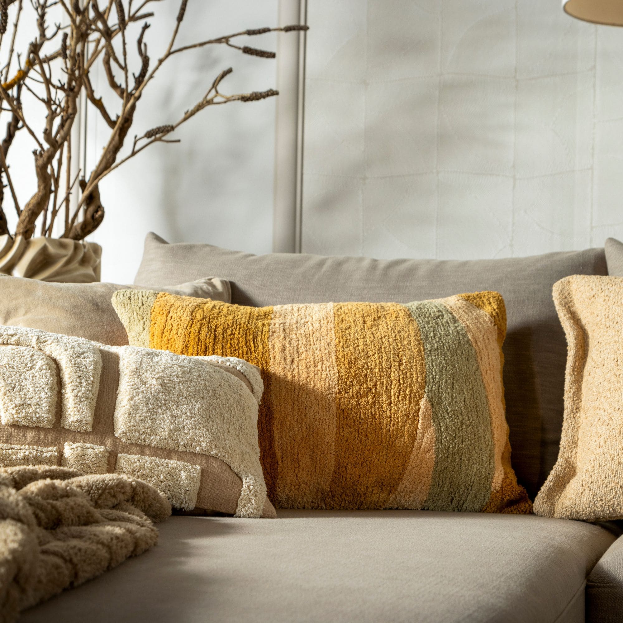 MILAS - sierkussen 30x50 cm - organisch patroon - Semolina - beige 