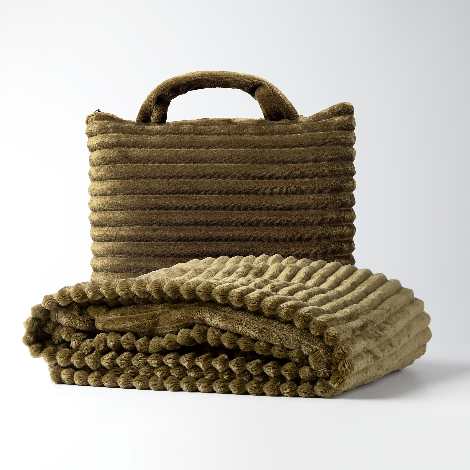 Plaid-to-go-Teresa-Deken-en-Kussentje-in-één-130x150-cm-Military-Olive-groen-effen-kleur-ideaal-voor-onderweg-opvouwbaar-tot-handig-tasje