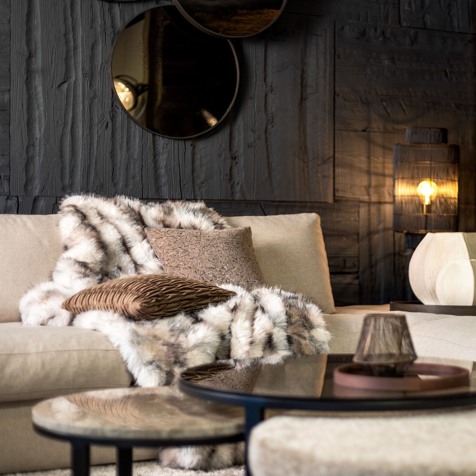 ODETTE | sierkussen | 45x45 cm | Sepia Tint | bruin | Hoii | met luxe binnenkussen