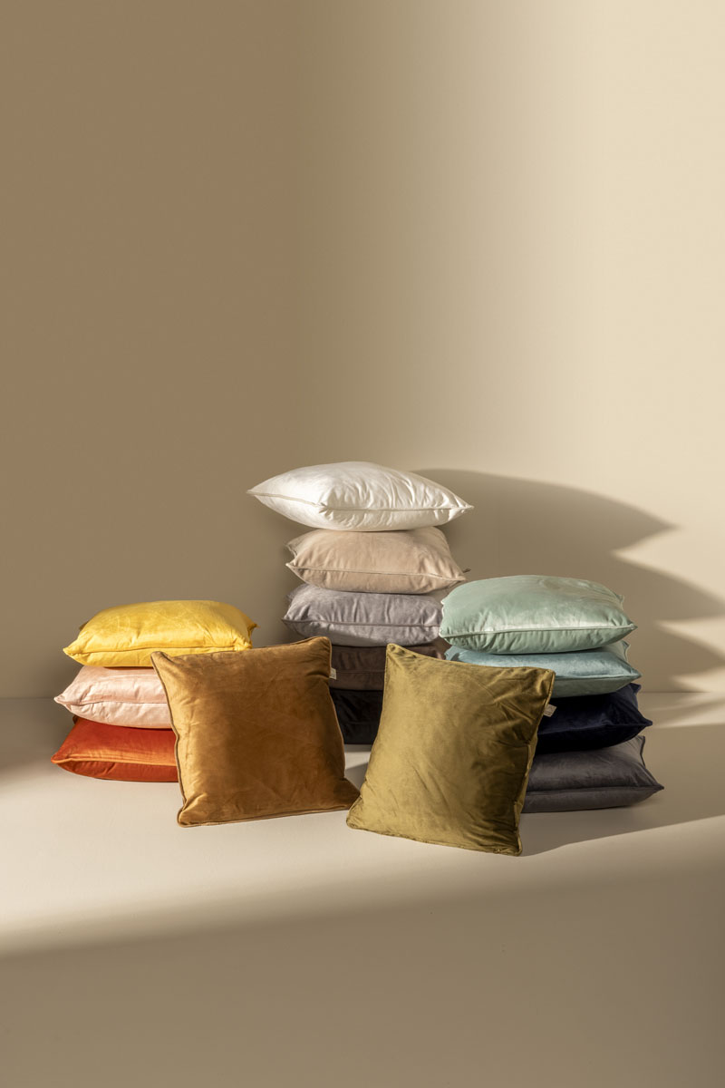 FINN - Sierkussen 60x60 cm - velvet - effen kleur - Military Olive - groen