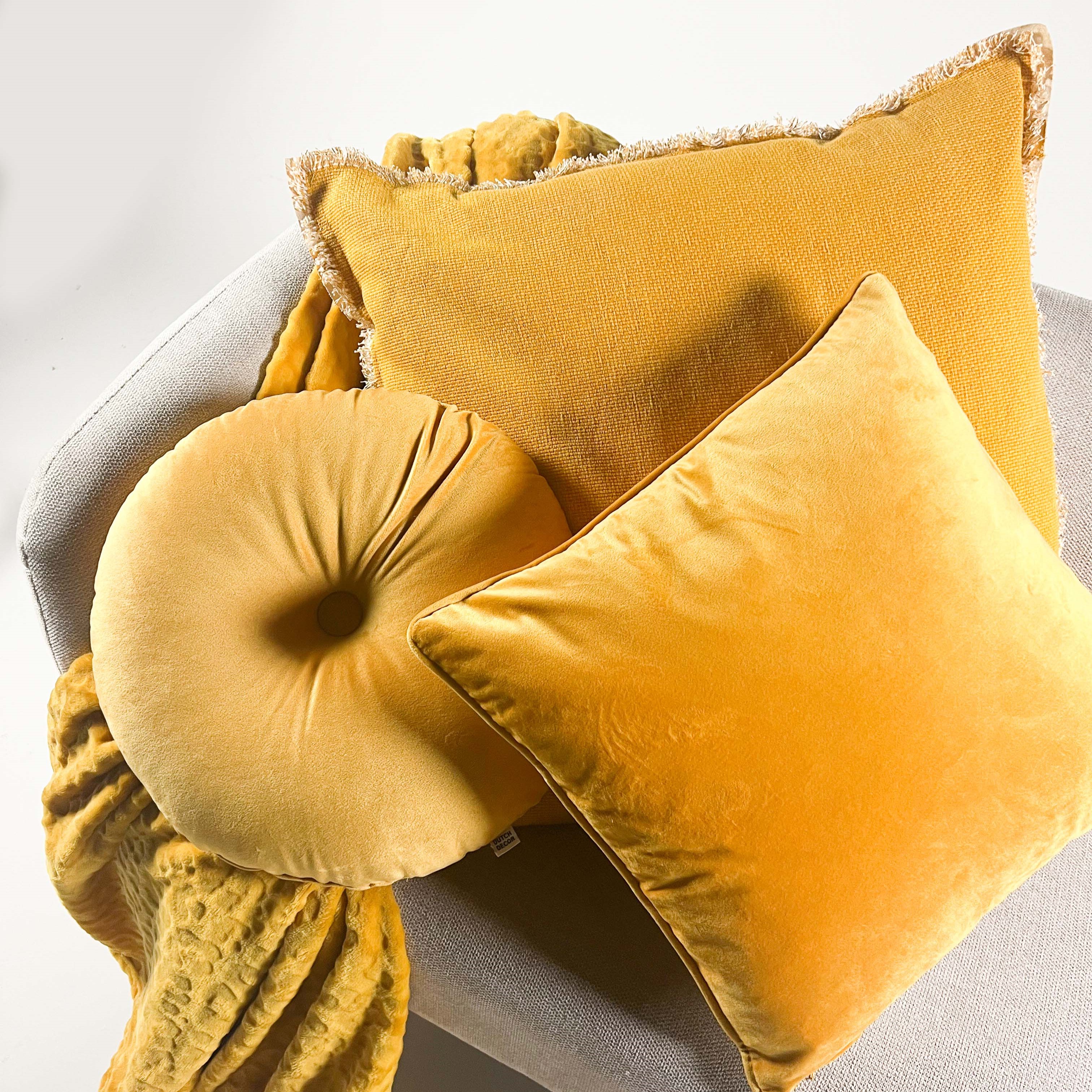 BURTO - Kussenhoes van gewassen katoen Golden Glow 60x60 cm - geel BURTO - Kussenhoes van gewassen katoen Golden Glow 60x60 cm - geel