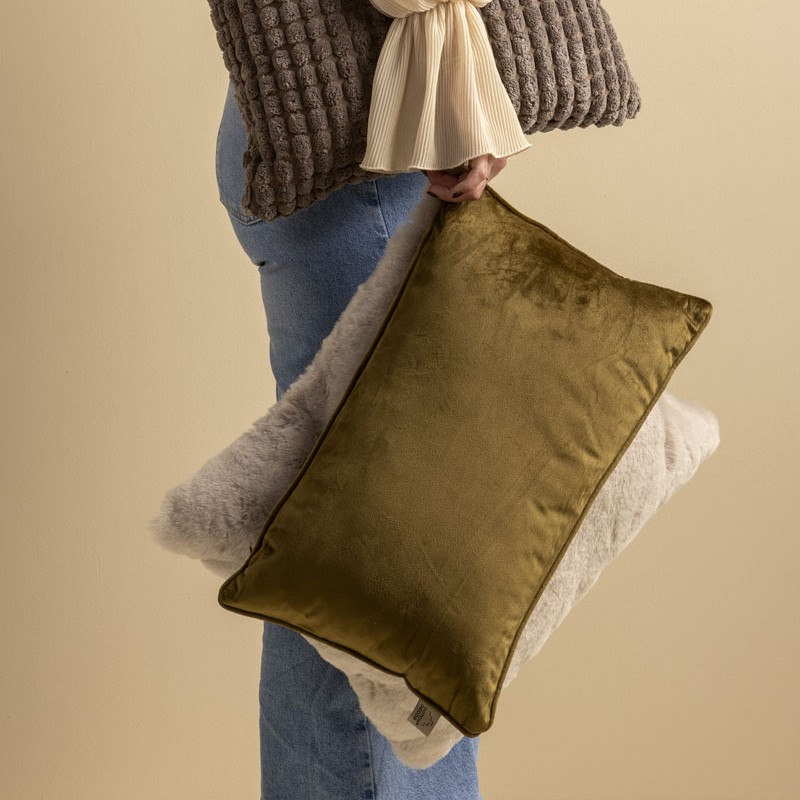 FINN - Kussenhoes 30x50 cm - velvet - lendekussen - Military Olive - groen
