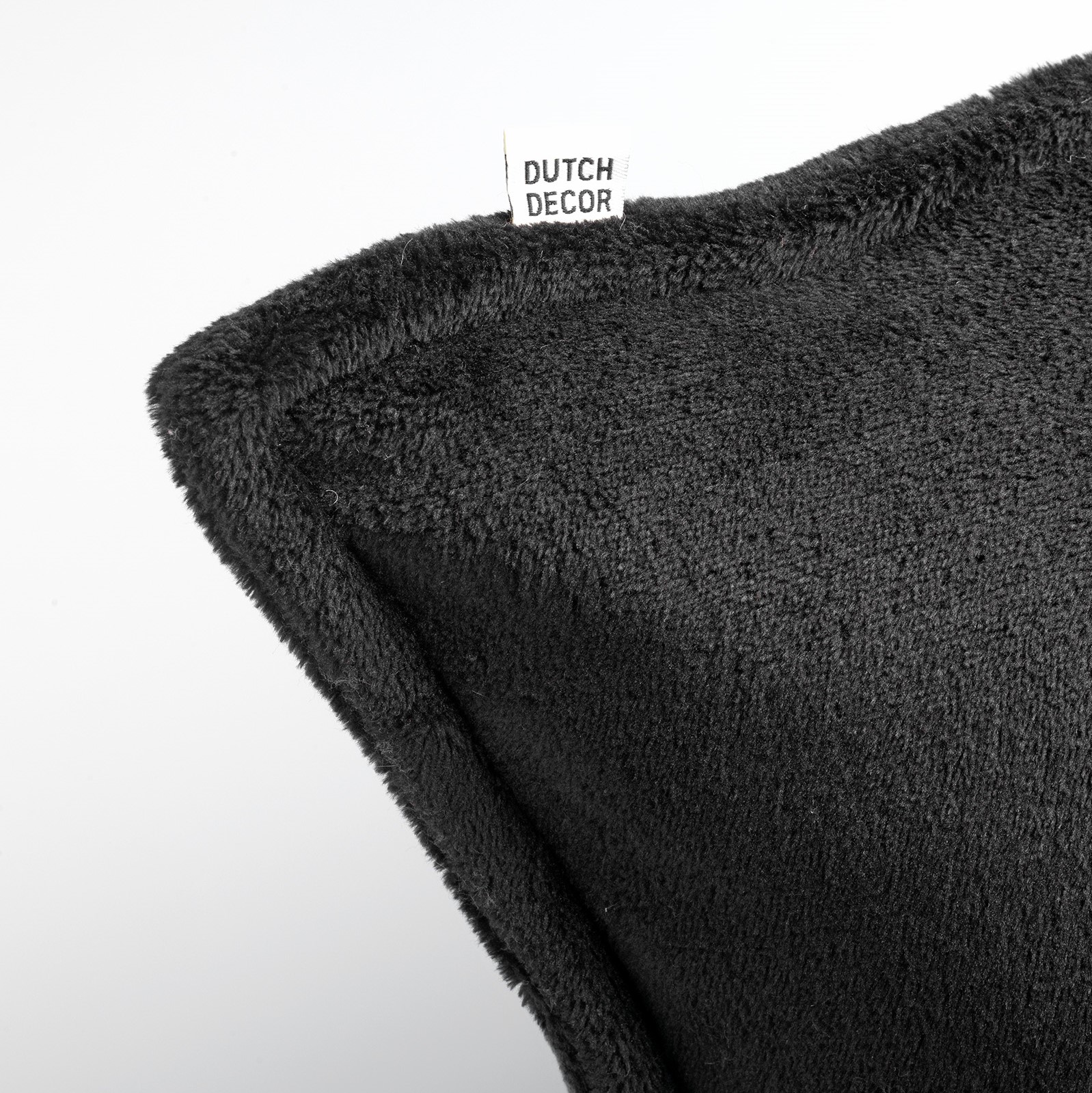CILLY - Sierkussen van fleece Raven 45x45 cm CILLY - Sierkussen van fleece Raven 45x45 cm