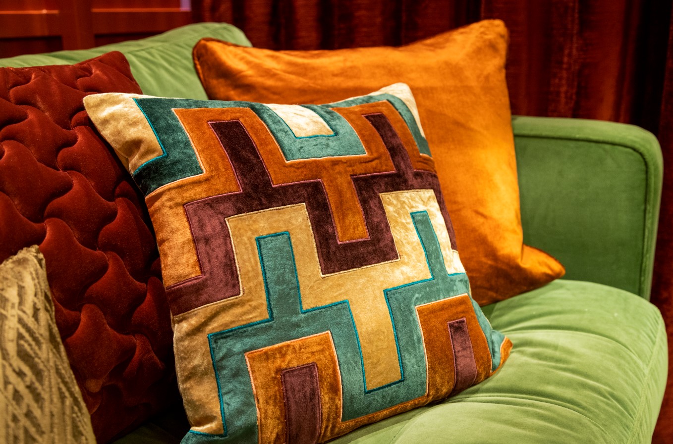 BELLONA | Sierkussen 45x45 cm | Semolina | Beige | Multicolor | Hoii | met duurzame kussenvulling