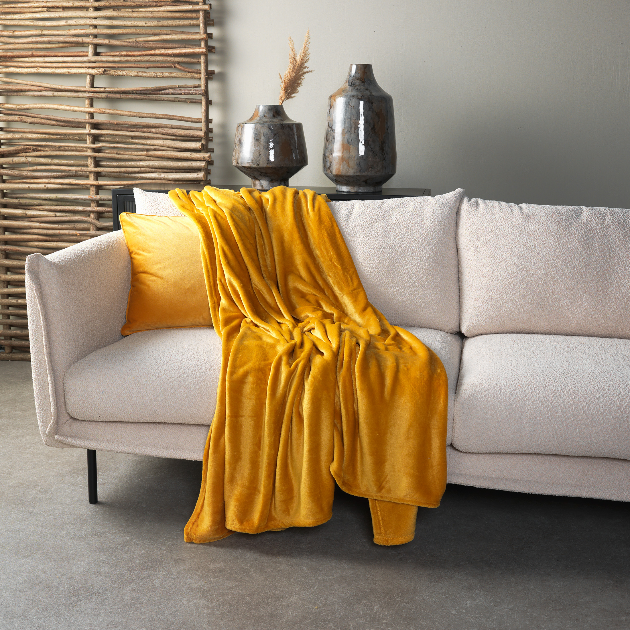 CHARLIE - Plaid 200x220 cm - extra grote fleece deken - effen kleur - Golden Glow - geel 