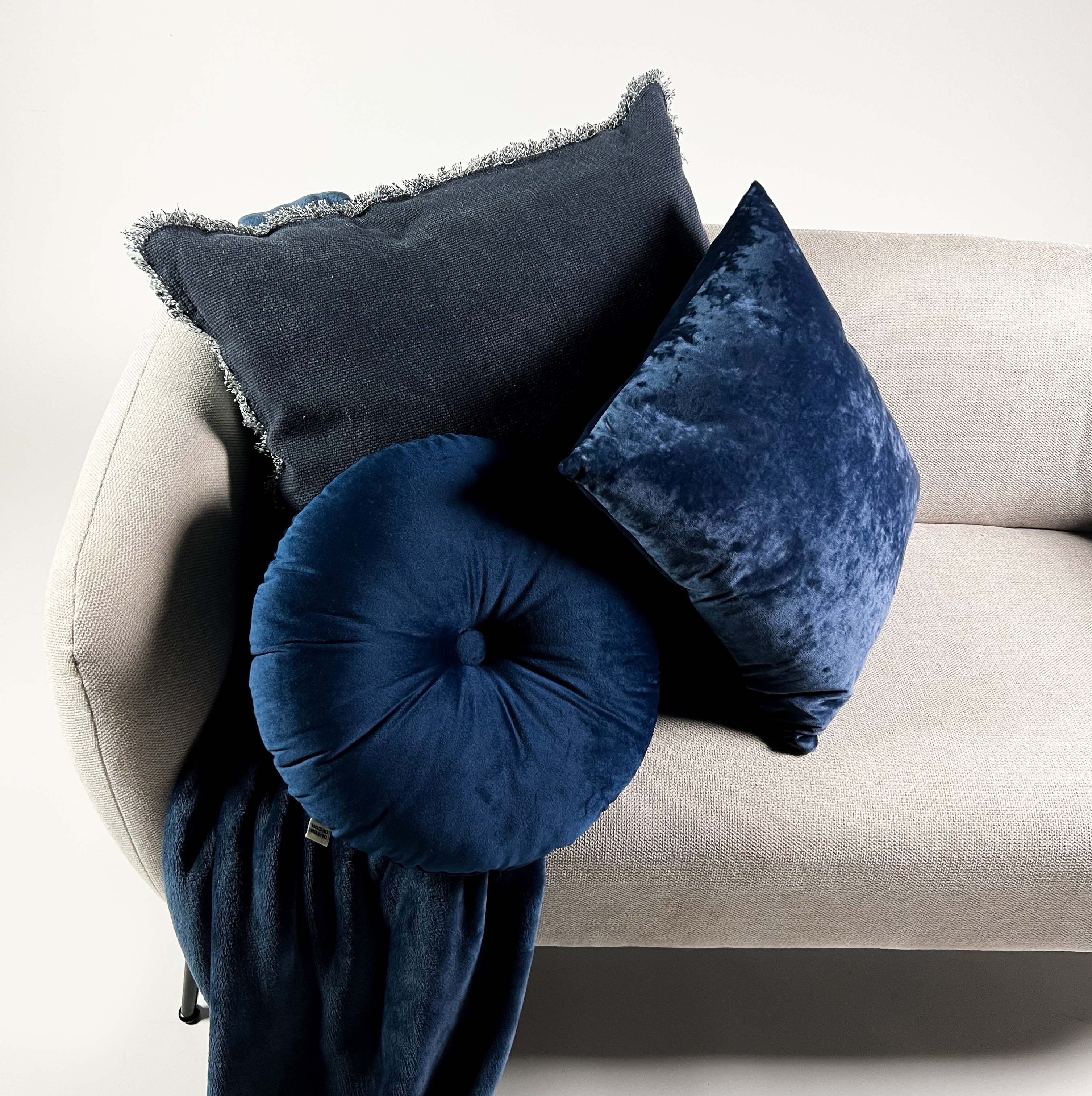 BILLY - Plaid 150x200 cm - flannel fleece - superzacht - Insignia Blue - blauw