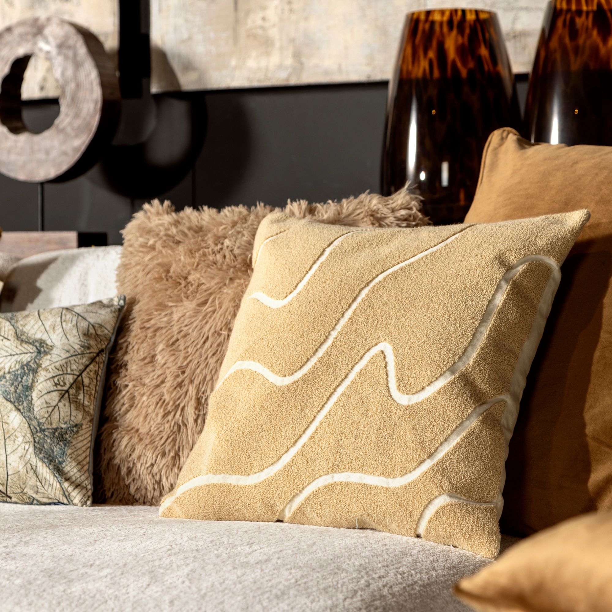 CIRI - kussenhoes 45x45 cm - bouclé - Semolina - beige