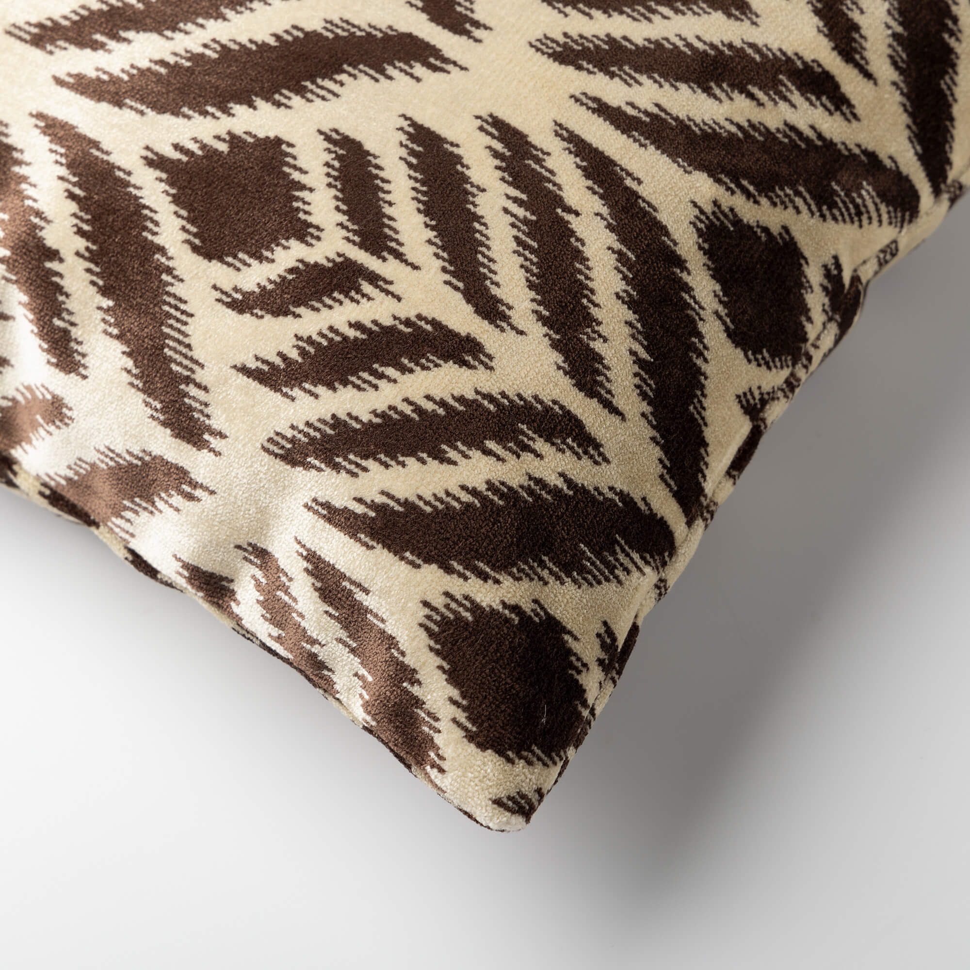 ALEXA | Coussin 45x45 cm | Chocolate Martini | Marron | Hoii | avec rembourrage durable